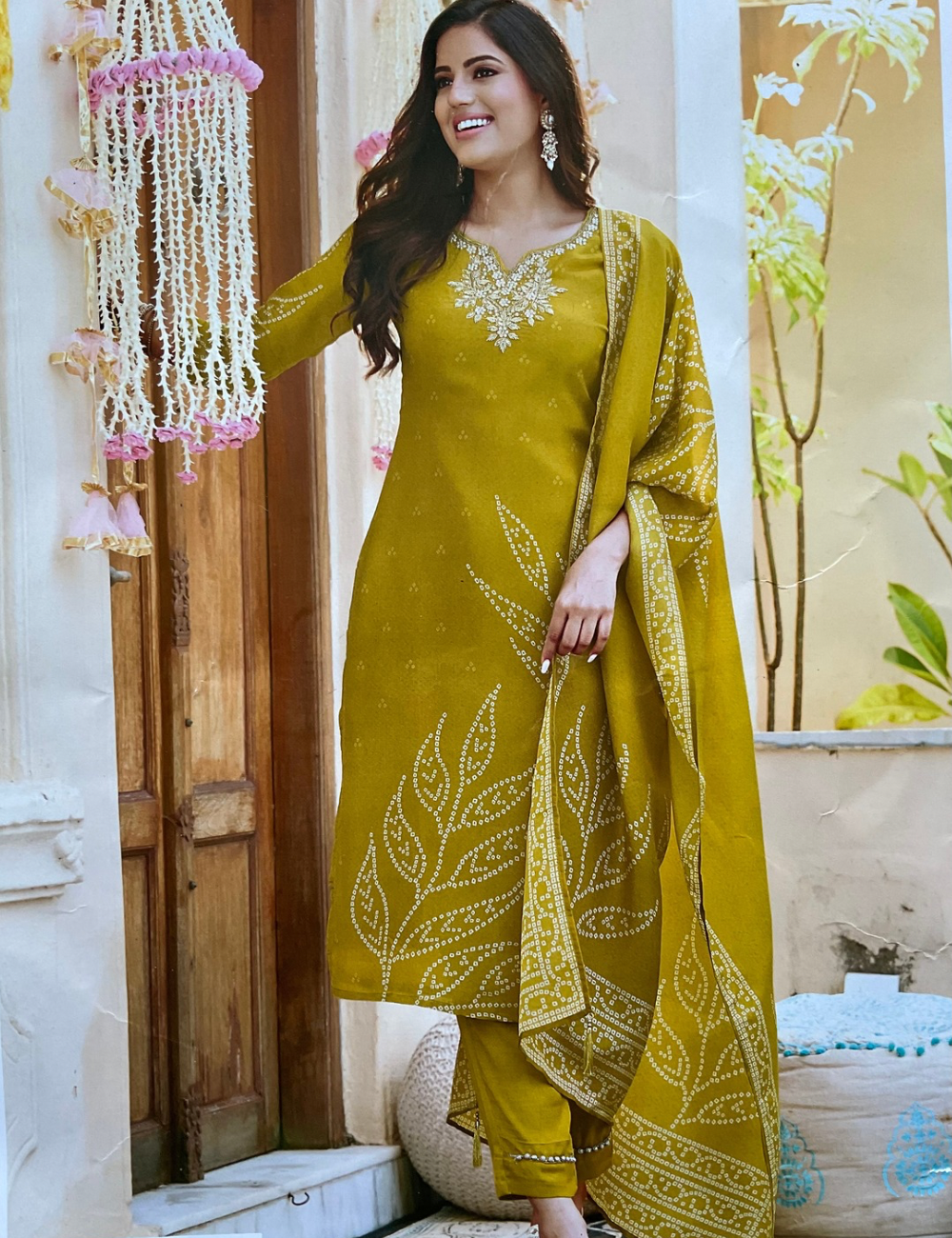 Bandhini Printed Shimmer Silk Semistitched Salwar