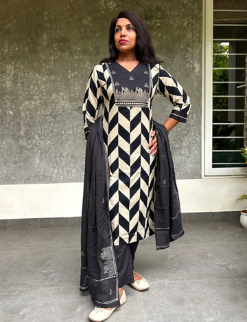 Cotton Straight Cut Designer Kurta Set with Patch Work on the Yoke - Black and White