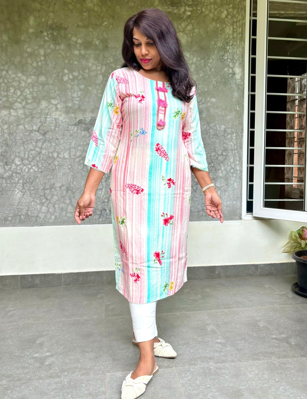 Soft Rayon Cotton Floral Printed Straight Cut Kurta - White