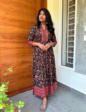 floral printed Aline maxi dress - black