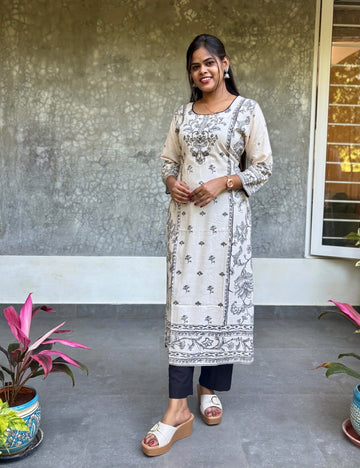 Muslin Silk Floral Printed Straight Cut Kurta - Off White