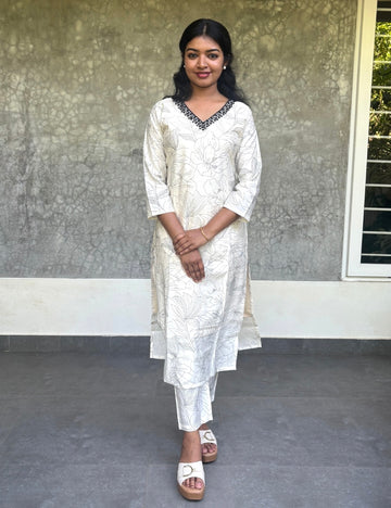 Cotton Silk Pearl Worked Casual Kurta Set - White
