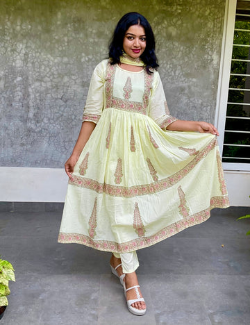 Floral Printed Mul Cotton Anarkali Kurta Set - Pastel Yellow