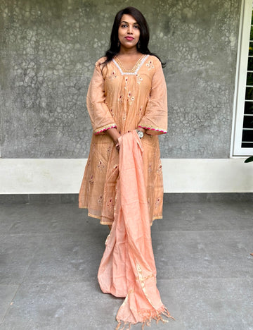 Mul Chanderi Gota Worked Designer Kurta set - Peach