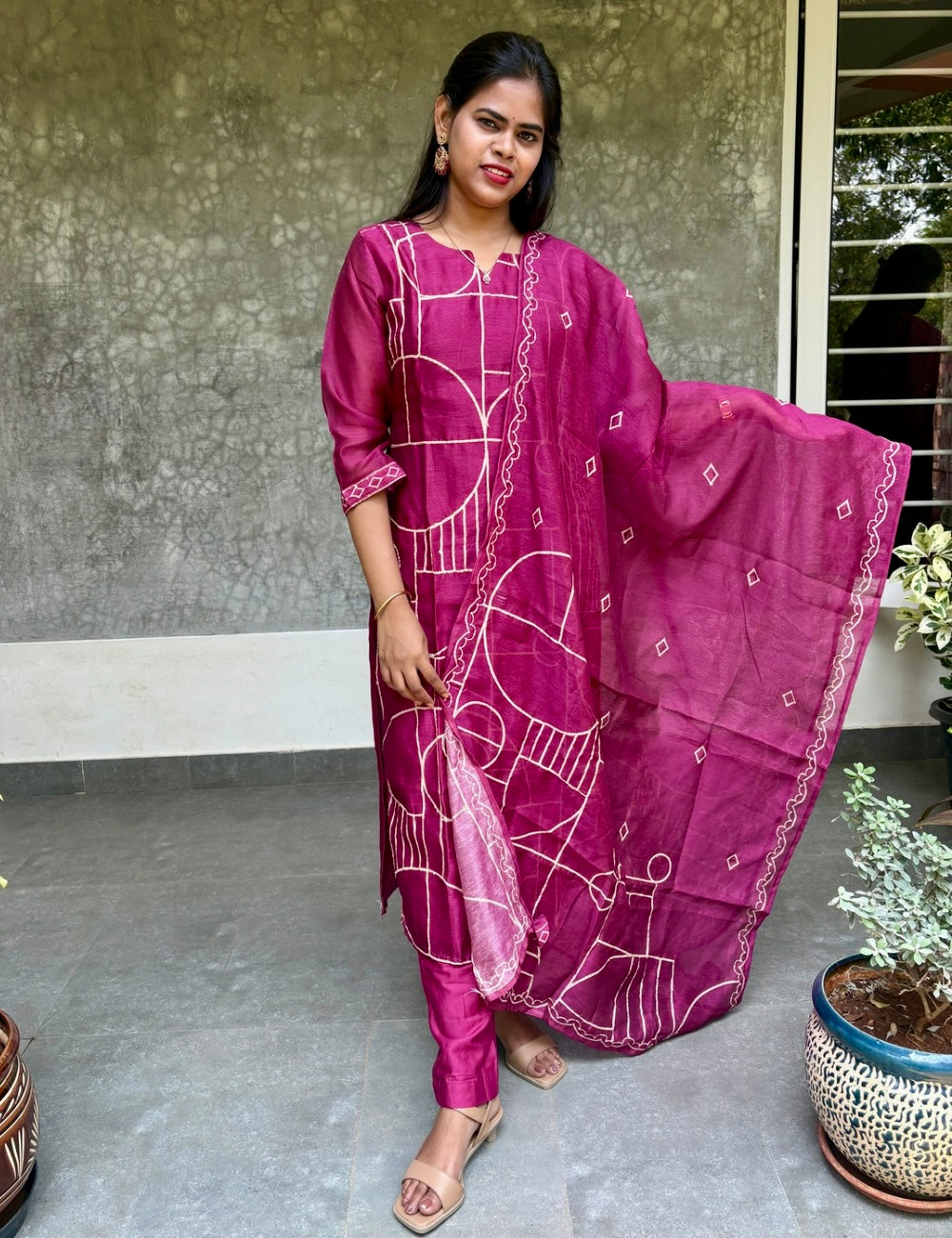 Linen Chanderi Geometric Embroidered Designer Kurta Set - Magenta
