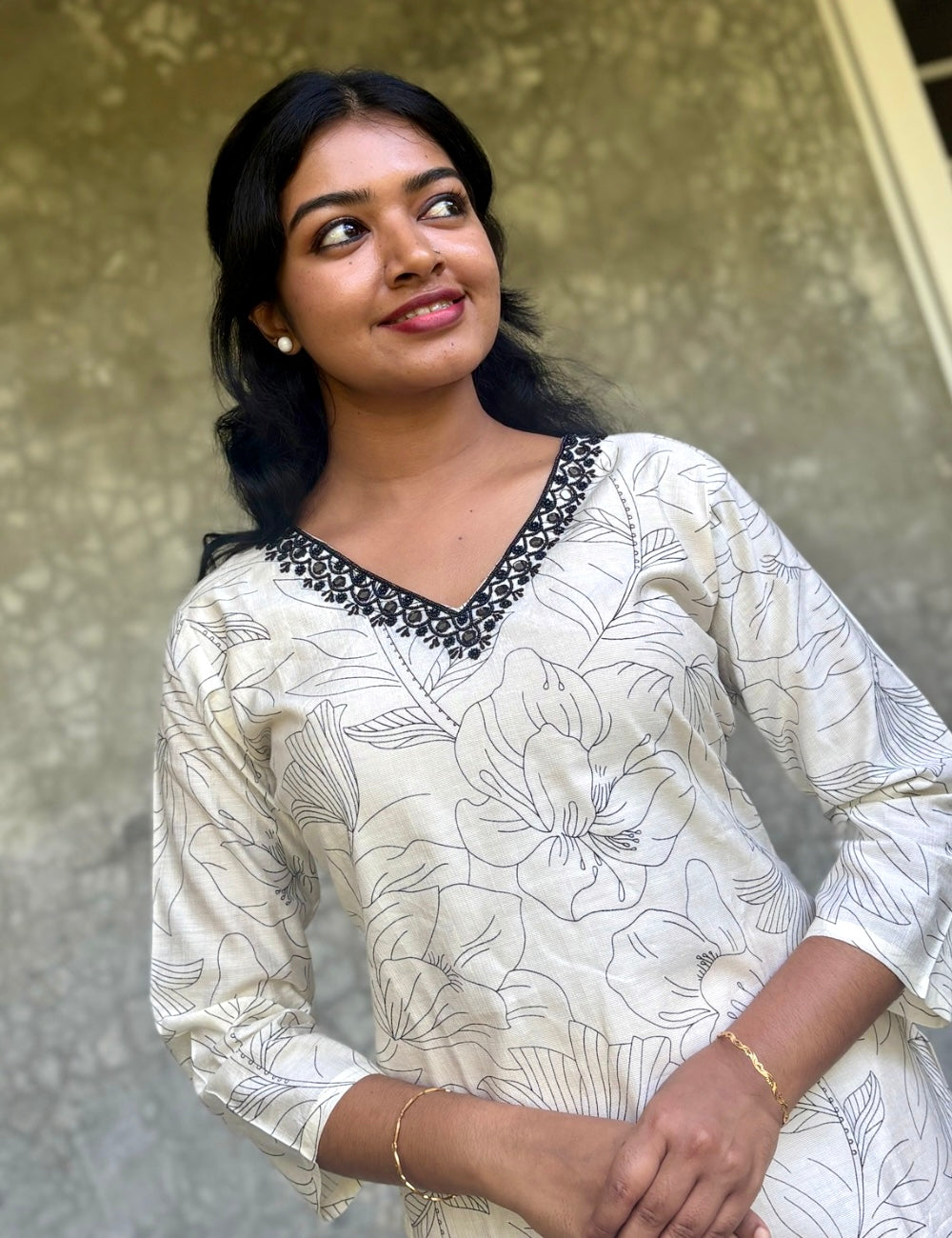 Cotton Silk Pearl Worked Casual Kurta Set - White