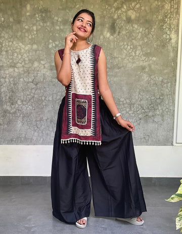 Roman Silk Designer Kurta Set with Side Detailing - Black