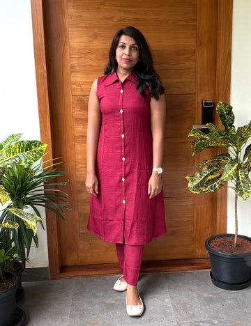 Soft Rayon Cotton Casual Kurta Set with Collared Neck - Maroon